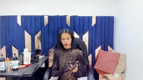 aisha_hotts777 online show from November 19, 4:34 am