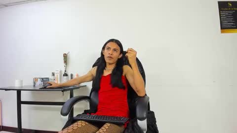 aisha_hotts777 online show from September 21, 2:59 am