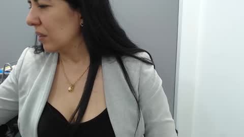 Katie   online show from February 21, 4:16 pm