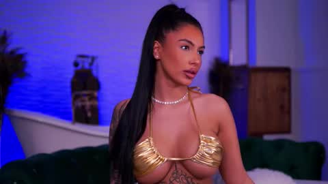 Maddy online show from December 14, 8:26 pm