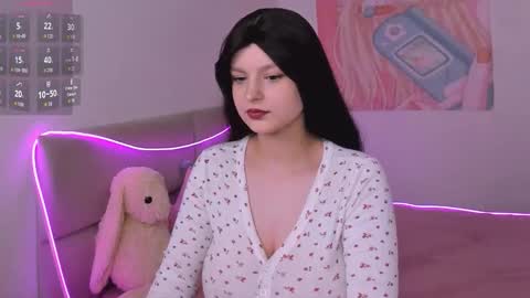 Aisha online show from November 28, 3:14 am