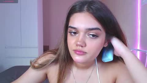 Aisha online show from December 22, 4:03 pm