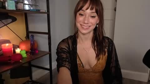 Snapshot of aishalee3 chatting on September 27, 6:11 am Aisha Lee online show from September 27, 6:11 am