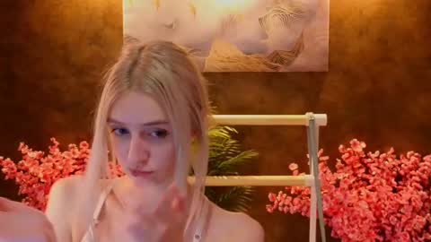 aishiro online show from February 17, 7:01 pm