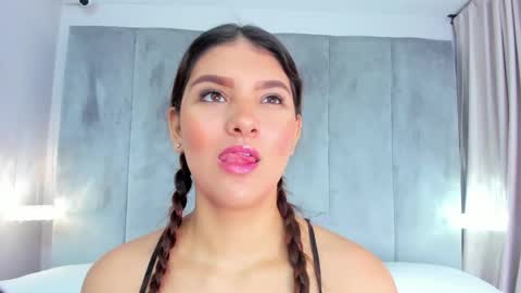  Aitana  online show from April 21, 10:55 am