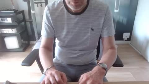 aixcited online show from April 19, 10:49 am