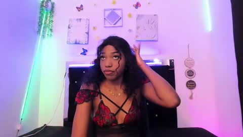 Snapshot of akarirosetti chatting on October 21, 7:50 pm akarirosetti online show from October 21, 7:50 pm