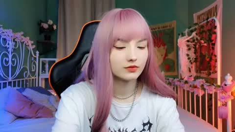 Akemi online show from March 4, 3:15 pm