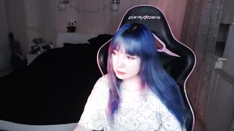 akirahartyx online show from November 21, 3:43 pm