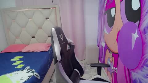 Akyra latin online show from February 12, 11:47 am