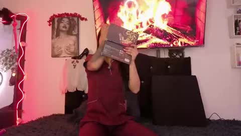 Alaia online show from October 23, 2:02 am