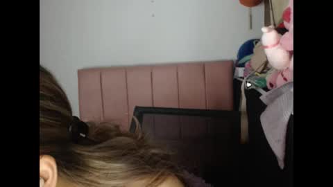 alaina_blessed online show from March 31, 11:27 pm