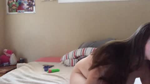 Snapshot of alaira_moon_lenai chatting on September 27, 11:13 pm Alaira Moon online show from September 27, 11:13 pm