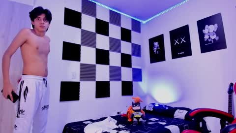 Alan Boy online show from October 18, 2:43 pm