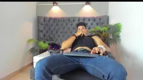 Snapshot of alan_redinger chatting on September 23, 2:00 pm Alan online show from September 23, 2:00 pm