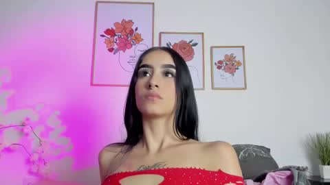 Snapshot of alana_111 chatting on September 24, 3:13 am alana online show from September 24, 3:13 am