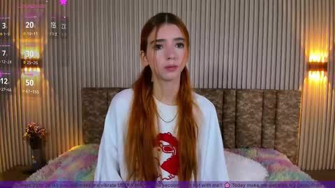 Snapshot of alana_333 chatting on February 19, 3:05 pm A L A N A online show from February 19, 3:05 pm