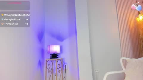 Alana online show from June 4, 2:34 pm