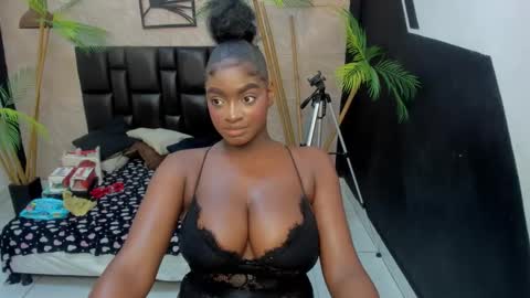 Alana online show from November 7, 2:52 pm