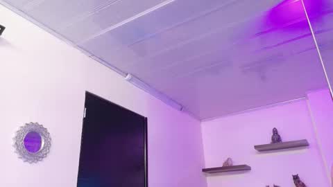 Maeve  online show from October 7, 11:28 am