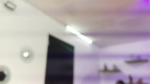 Maeve  online show from April 15, 10:29 am