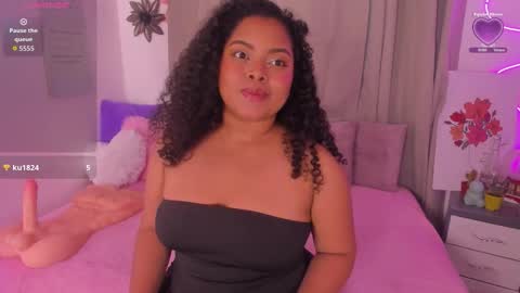 Alana Gmez  online show from January 7, 9:09 pm