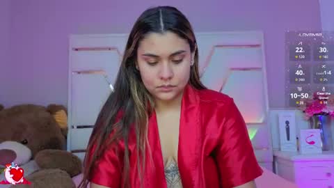 alanarousse_ online show from July 24, 12:57 pm