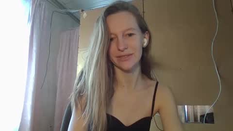 Elisa online show from February 24, 11:54 am