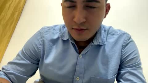 alanj998 online show from March 15, 5:23 am