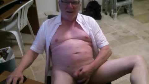 Alanlee10allen online show from April 26, 11:02 pm