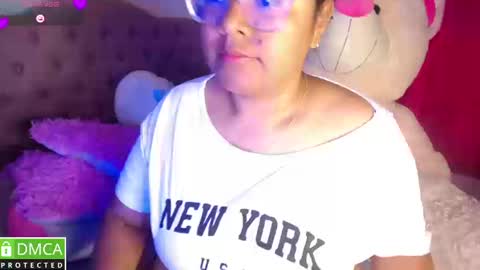 Snapshot of alanna_brunette chatting on September 11, 4:41 pm lanna online show from September 11, 4:41 pm
