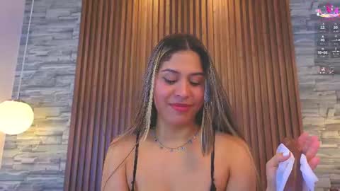 alannavidal online show from July 28, 2:42 am