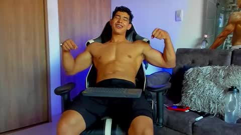 Alan online show from April 20, 10:24 pm