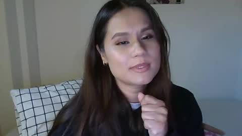 Snapshot of alba_toro535670 chatting on February 26, 12:05 pm alba_toro535670 online show from February 26, 12:05 pm