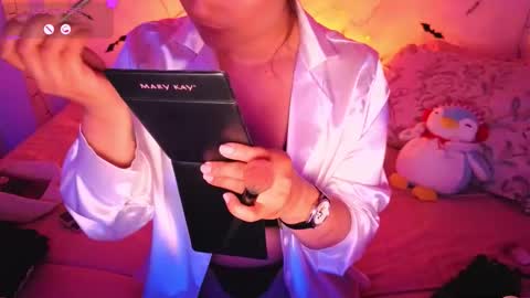 Snapshot of alba_toro535670 chatting on October 9, 1:05 pm alba_toro535670 online show from October 9, 1:05 pm