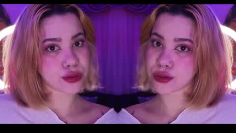 albaandthayron online show from November 21, 12:58 pm