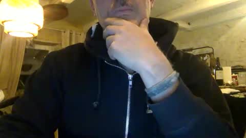 albandant online show from March 24, 8:48 pm