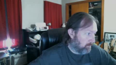 Snapshot of alberik2316 chatting on November 1, 3:11 pm Alberik online show from November 1, 3:11 pm