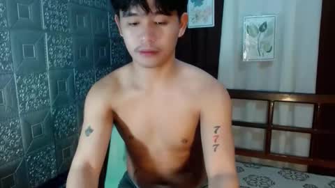 Snapshot of albertx_destroyer69 chatting on September 12, 2:13 am Albert online show from September 12, 2:13 am