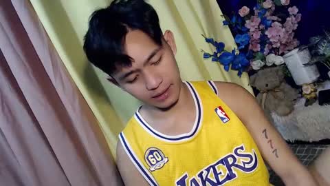 Snapshot of albertx_destroyer69 chatting on February 11, 12:47 pm Albert online show from February 11, 12:47 pm