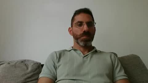 Snapshot of alcatrazcage chatting on October 16, 11:10 am Alcatrazcage online show from October 16, 11:10 am