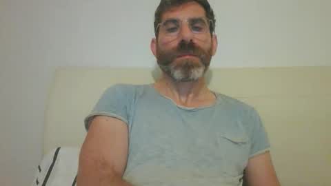 Snapshot of alcatrazcage chatting on October 12, 2:37 am Alcatrazcage online show from October 12, 2:37 am