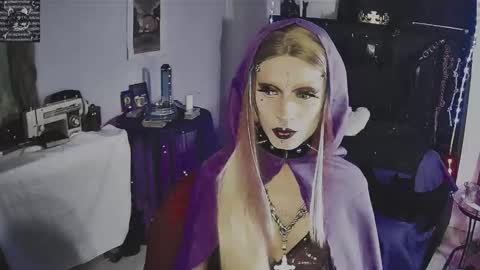 Mistic witch online show from February 5, 5:33 am