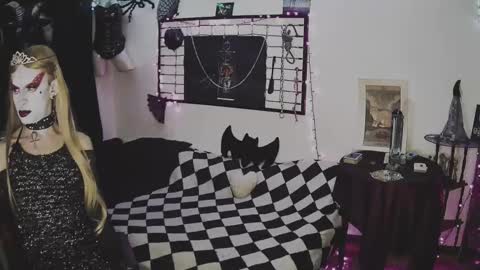 Mistic witch online show from February 26, 3:25 am