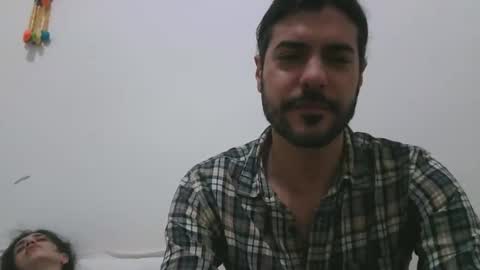 AleDaino online show from May 5, 3:51 pm
