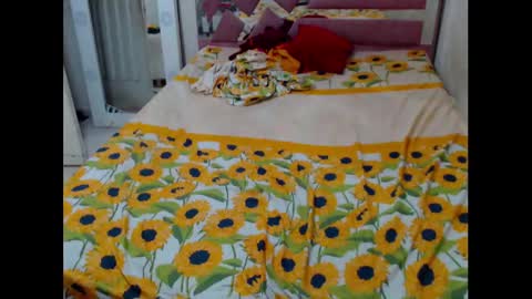 aleeinvein1 online show from October 27, 5:07 am