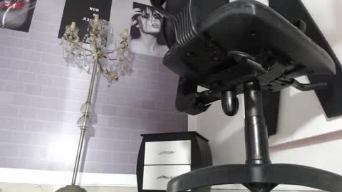 Alice in wonderland online show from September 13, 9:28 pm