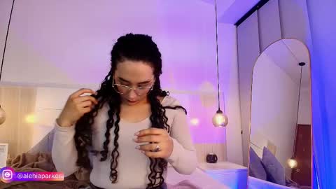 Snapshot of alehia_cute chatting on October 12, 2:09 pm Alehia Cute online show from October 12, 2:09 pm