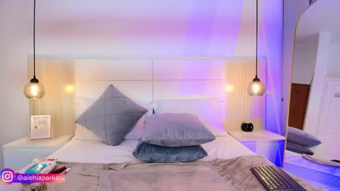 Alehia Cute online show from November 22, 11:02 pm