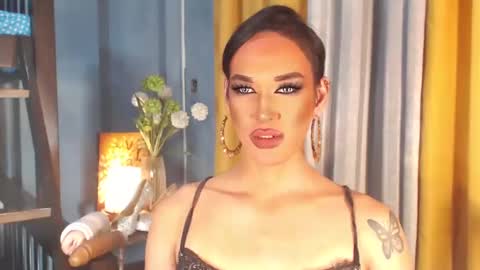 aleinacroft online show from February 24, 7:00 am